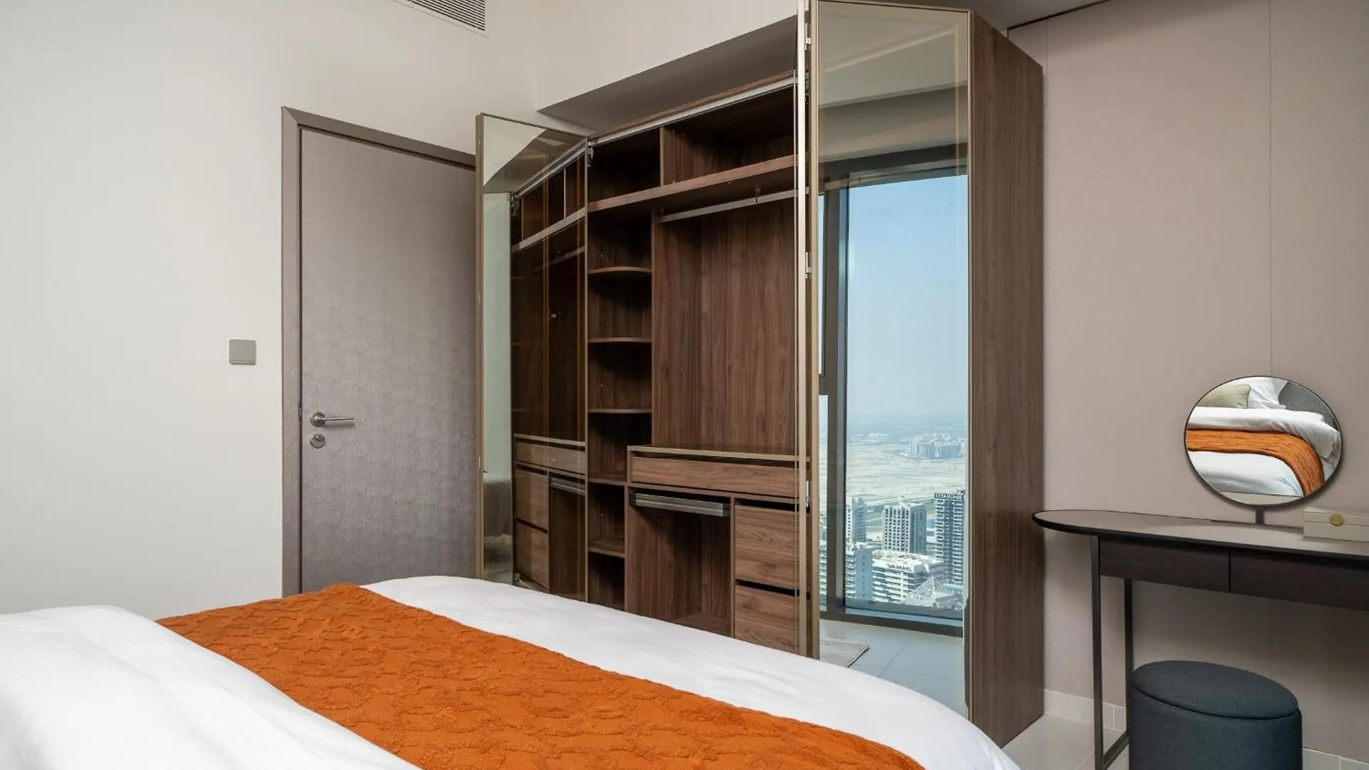 Brand New Elegant 1 Bedroom Apartment I Steps From Dubai Mall